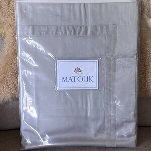 MATOUK Standard Sham Nocturne Silver 600TC  Size 21" x 27"